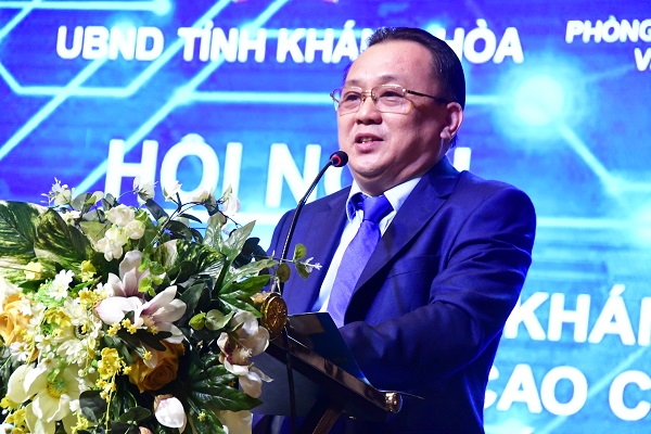 Ông Lê Hữu Hoàng, P. Chủ tịch thường trực UBND tỉnh Khánh Hòa phát biểu chỉ đạo