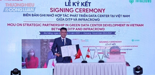 Lễ ký kết hợp tác đầu tư phát triển Trung tâm Dữ liệu (Data Center) giữa Công ty CP phát triển Khu CNTT Đà Nẵng và đối tác đến từ Singapore - Infracrowd