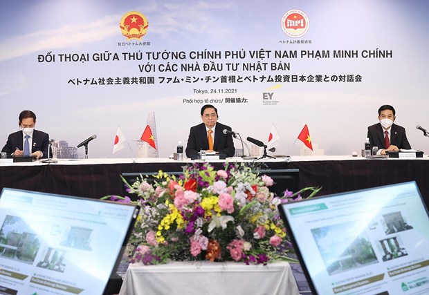Thủ tướng Phạm Minh Chính đối thoại với các nhà đầu tư Nhật Bản. Ảnh : VGP/Nhật Bắc