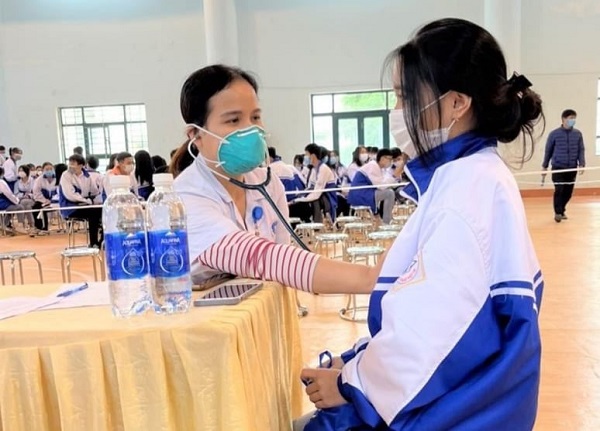 Phú Thọ trên 1.000 trẻ được tiêm vaccine phòng Covid-19 mũi thứ nhất
