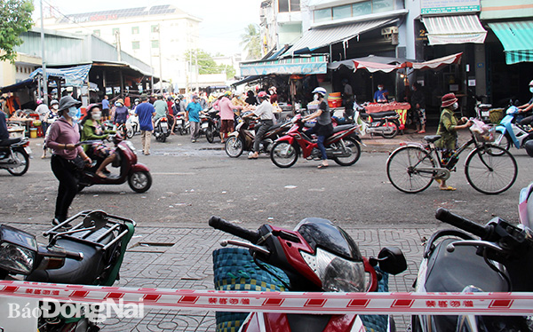 Chợ đầu tiên ở TP. Biên Hòa mở cửa trở lại sau hơn 4 tháng tạm ngưng hoạt động