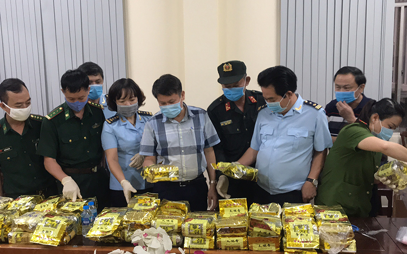 Lực lượng Công an, Hải quan và Biên phòng phối hợp triệt phá chuyên án xuất lậu ma túy giấu trong các khối đá Granit do người Hàn Quốc, Trung Quốc điều hành
