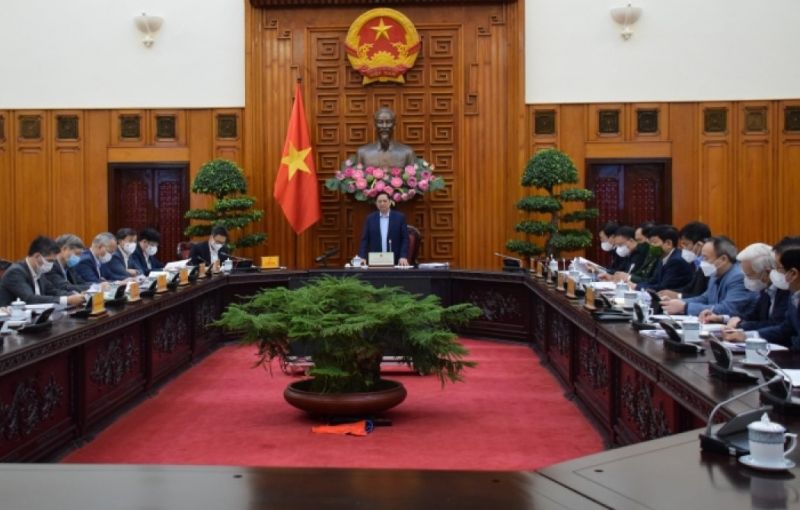 Thủ tướng Chính phủ Phạm Minh Chính: Muốn có vaccine, chúng ta phải "đi bằng hai chân"