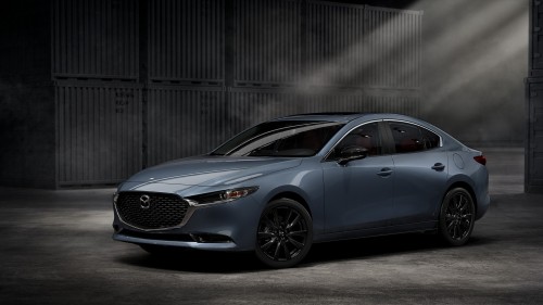 Mazda đã quyết định mở rộng dòng sản phẩm Mazda 3 2022 với phiên bản Carbon Edition hoàn toàn mới.