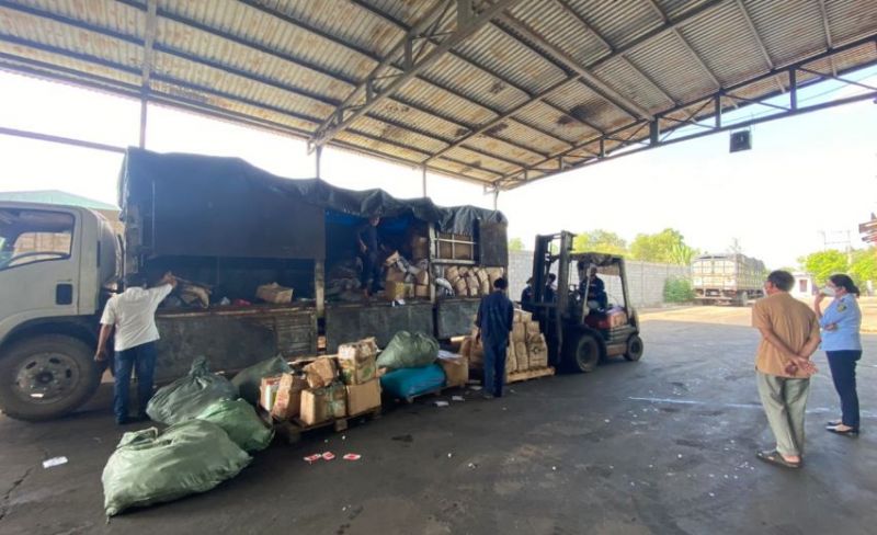 Long An tiêu hủy trên 1.000 sản phẩm hàng hóa vi phạm trị giá trên 2,3 tỷ đồng