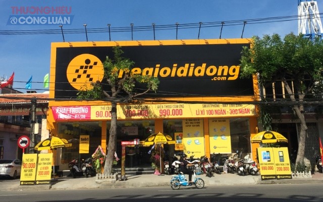 Cửa hàng Thế giới di động, địa chỉ 144 Nguyễn Lương Bằng, quận Liên Chiểu