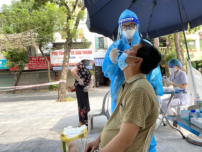 Số ca mắc Covid-19 tại Hà Nội tiếp tục tăng mạnh