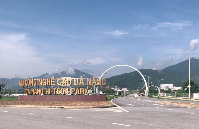 Đà Nẵng triển khai khẩn trương tiêm mũi 03 vaccine phòng Covid-19