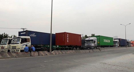 Gian nan đường vào Cảng Cát Lái Gian nan đường vào Cảng Cát Lái