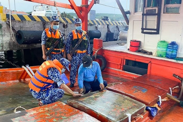 Ban Chỉ đạo 389 Đồng Tháp tăng cường kiểm tra, kiểm soát ngăn chặn buôn lậu xăng dầu trên tuyến biên giới