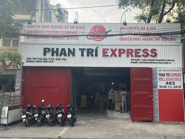 Phan Trí Express: Chuyển phát nhanh quốc tế trong 24 giờ với chi phí siêu tiết kiệm