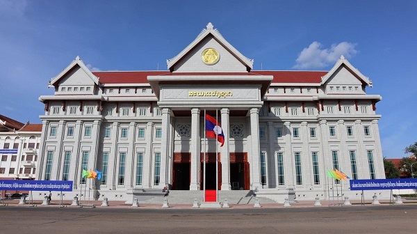 Công trình Nhà Quốc hội Lào lắp đặt gần 4.000 m2 cửa, vách nhôm kính cao cấp Eurowindow