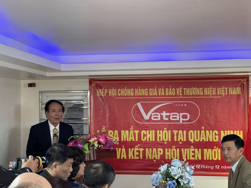 Ông Lê Thế Bảo phát biểu tại Lễ ra mắt Chi hội tại Quảng Ninh