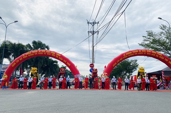 Long An khánh thành công trình nâng cấp, mở rộng Đường tỉnh 818