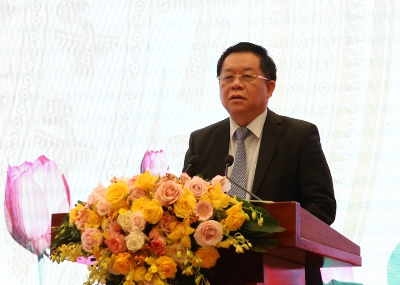 Đồng chí Nguyễn Trọng Nghĩa, Bí thư Trung ương Đảng, Trưởng Ban Tuyên giáo Trung ương phát biểu tại Hội nghị