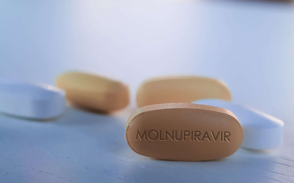 Hà Nội cấp phát khẩn 200.000 viên thuốc Molnupiravir điều trị F0 tại nhà