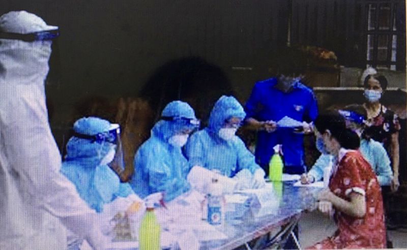 Alo ngay đường dây nóng của Bộ Y tế khi cần nghe hướng dẫn cách ly tại nhà