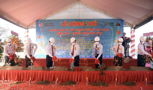 Lãnh đạo tỉnh Đông Nai động thổ dự án đường ven sông Đồng Na