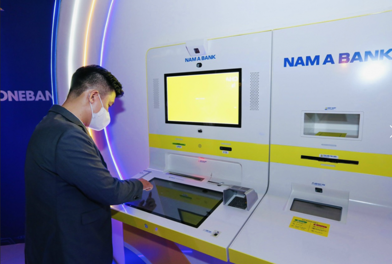 Nam A Bank cũng đang có những bước chuyển mình mạnh mẽ trong công nghệ, đáp ứng nhu cầu đa dạng khách hàng