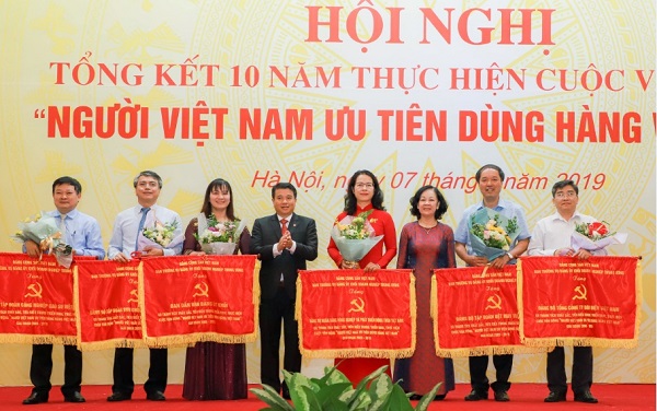 Agribank tạo “trái ngọt” trong Cuộc vận động người Việt dùng hàng Việt