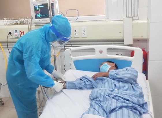 Thủ tướng yêu cầu quản lý chặt chẽ nhóm nguy cơ cao liên quan đến Covid-19