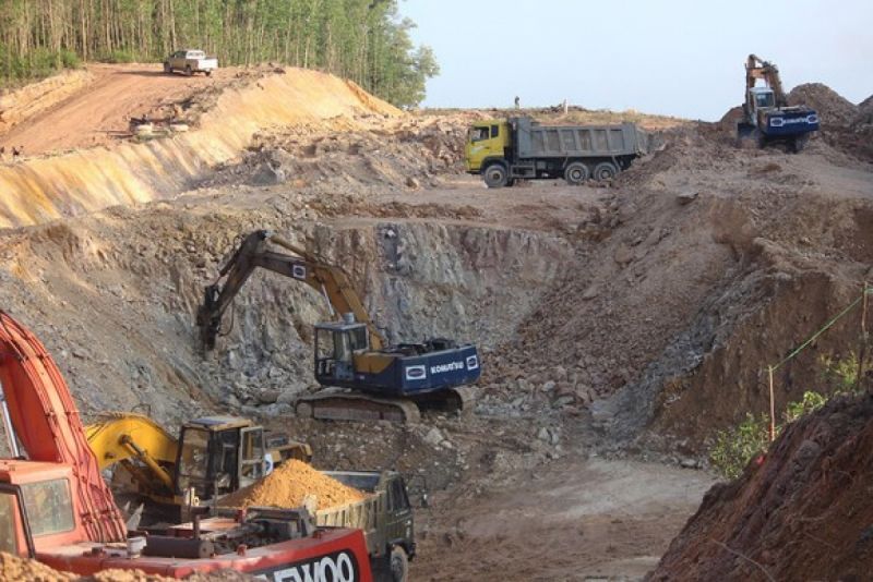 Chính phủ chỉ đạo các Bộ,ngành, địa phương đẩy nhanh cấp phép khai thác khoáng sản xây dựng cao tốc Bắc-Nam