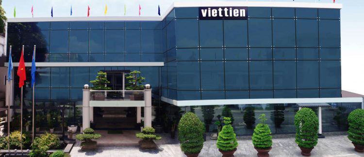 May Việt Tiến gồng mình vượt bão Covid - 19