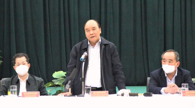 Chủ tịch nước Nguyễn Xuân Phúc thăm, làm việc với Công ty CP Dệt may 29/3 TP. Đà Nẵng