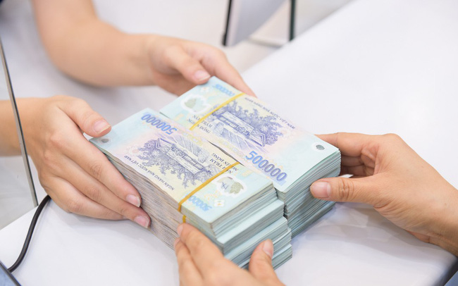 Ngân hàng cung ứng và sử dụng sản phẩm phái sinh lãi suất phải tuân thủ quy định về tỉ lệ an toàn vốn