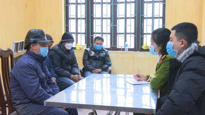 Quảng Ninh khởi tố 05 đối tượng thu tiền bảo kê tại các bến sông