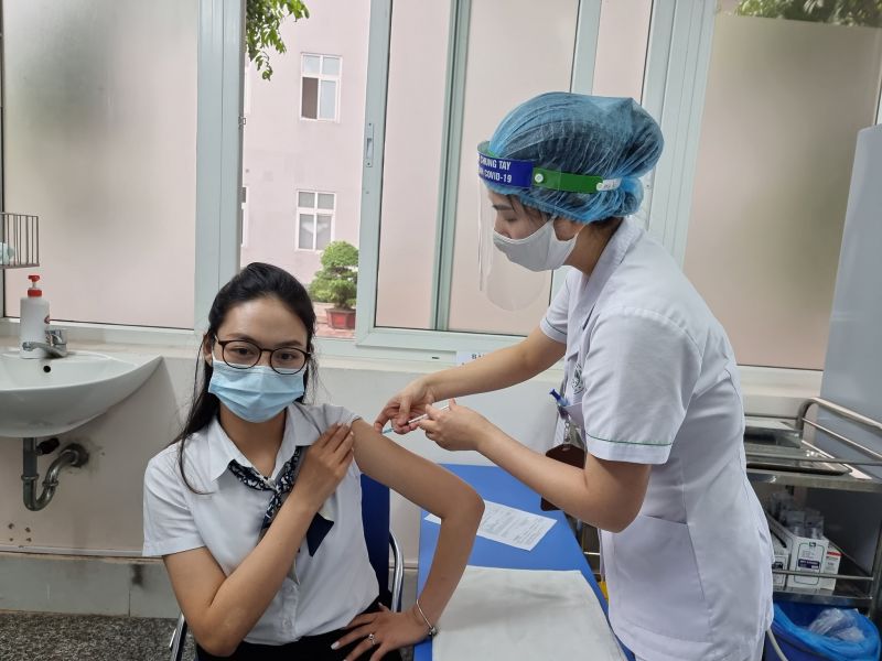 Tính đến chiều 09/01, cả nước đã tiêm được hơn 13,7 triệu liều vaccine phòng Covid-19 cho trẻ từ 12 đến 17 tuổi