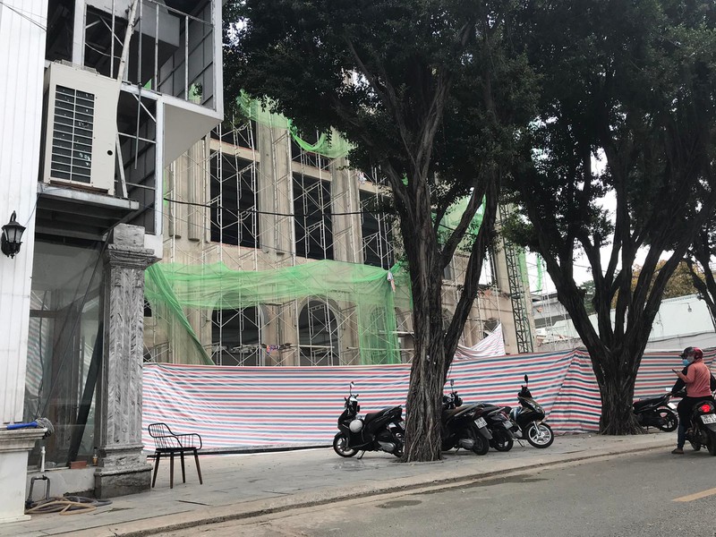 Sập giàn giáo tại công trình ở Thủ Đức, 04 người thương vong