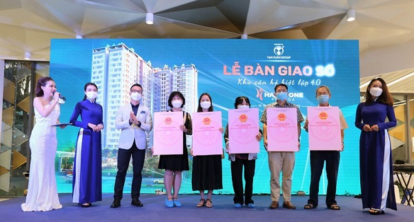Những cư dân đầu tiên nhận sổ hồng sở hữu căn hộ Happy One - Phú Hòa