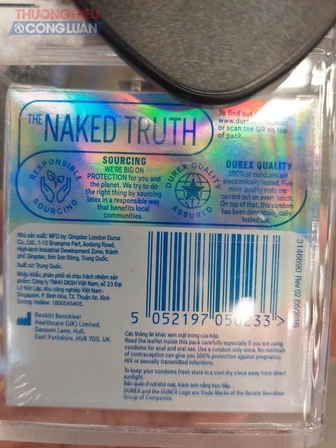 Sản phẩm Naked truth được ghi xuất xứ Trung Quốc nhưng mã vạch lại thể hiện mã sản phẩm của Anh Quốc