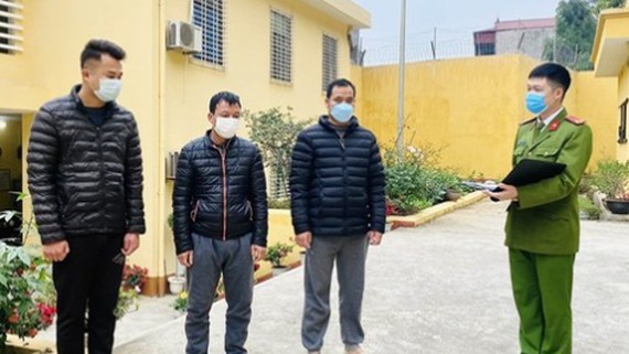 Bắt 03 đối tượng “làm luật” ở cửa khẩu Lạng Sơn