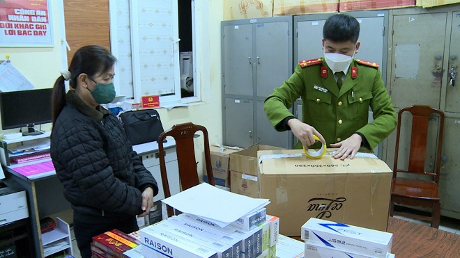 Phát hiện gần 200 cây thuốc lá điếu nhập lậu tại Vĩnh Phúc