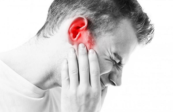 Viêm nhiễm tai dễ gây suy giảm thính lực