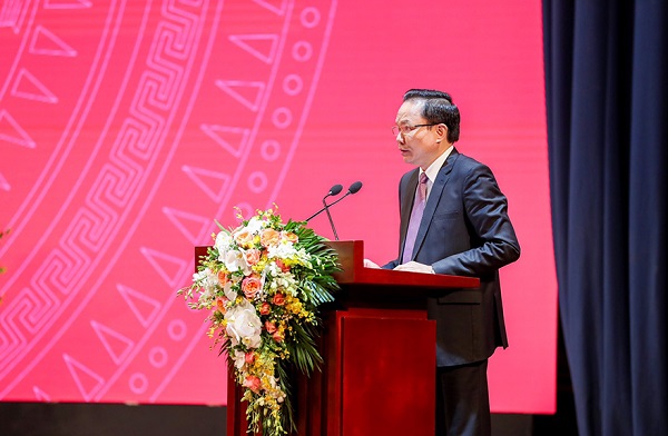 Ông Lê Văn Châu - Phó Bí thư Đảng uỷ Khối Doanh nghiệp Trung ương phát biểu chỉ đạo tại Hội nghị