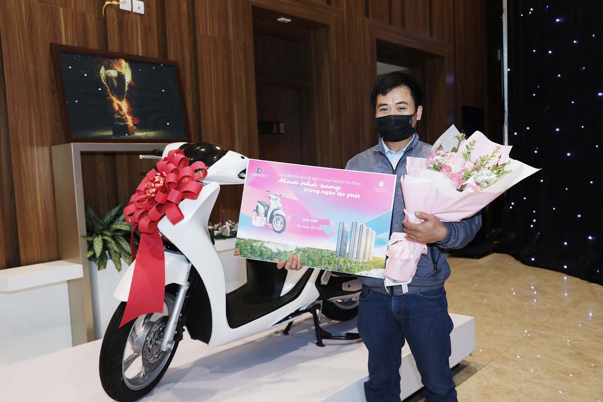 Anh Khánh – chủ nhân của giải thưởng xe máy SH125i CBS trị giá 95 triệu đồng