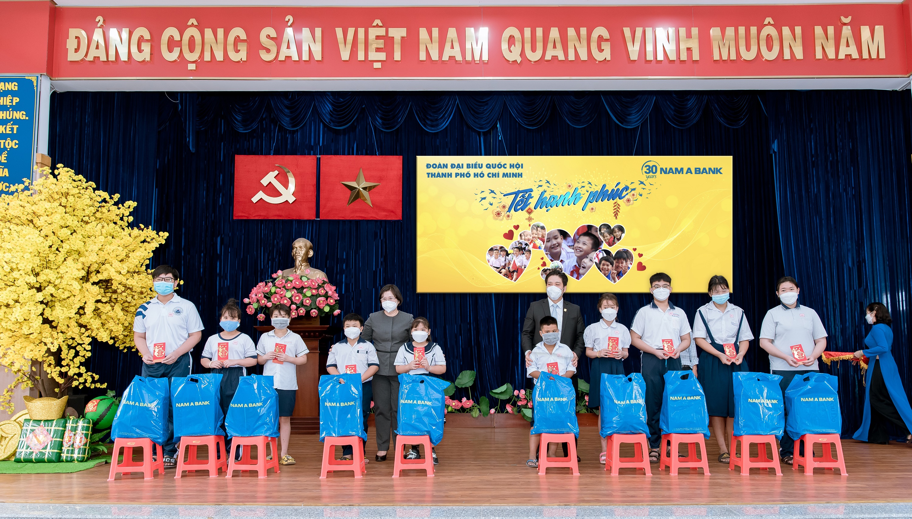 Chương trình Tết Hạnh Phúc được khởi động tại Ủy ban Mặt trận Tổ quốc Việt Nam Quận 8