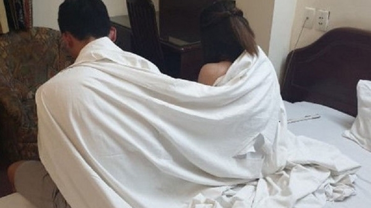 Hà Nội: Triệt phá đường dây môi giới mua bán dâm qua mạng xã hội