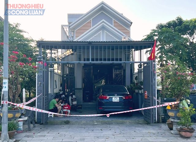 Gia đình anh Tùng Lâm, tổ 35, phường Hòa Hiệp Nam, quận Liên Chiểu, thực hiện cách ly nghiêm ngặt tại nhà, sau khi phát hiện gia đình có người mắc FO