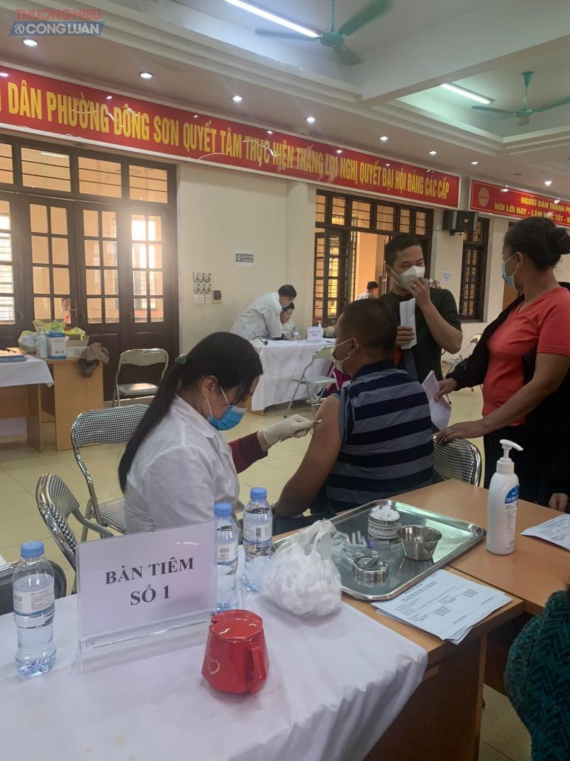 Tỉnh Thanh Hoá sẵn sàng triển khai chiến dịch tiêm vắc xin phòng Covid-19 xuyên Tết