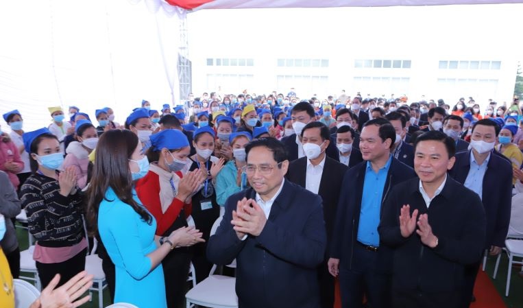 Thủ tướng Chính phủ Phạm Minh Chính đến thăm, chúc Tết công nhân lao động Công ty TNHH Sakurai Việt Nam tại Khu Công nghiệp Lễ Môn (TP Thanh Hoá)