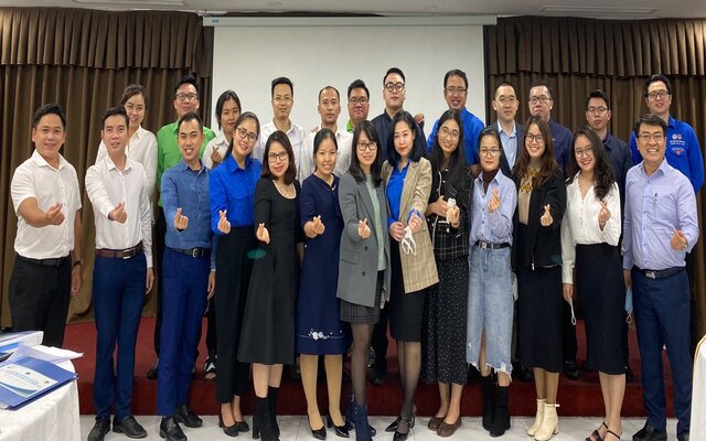 Các đại biểu thanh niên Việt Nam tham gia nhóm Kinh doanh nông nghiệp/Du lịch nông nghiệp của Chương trình Đồng sáng tạo tri thức dành cho lãnh đạo trẻ JICA
