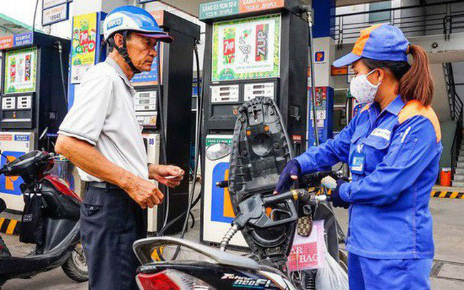 Tăng cường kiểm tra, xử lý vi phạm trong kinh doanh xăng dầu