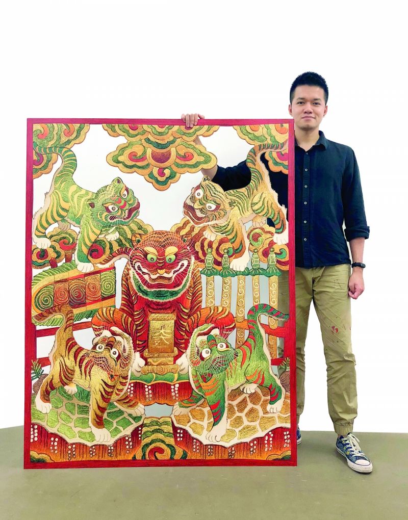Họa sĩ Xuân Lam với bức tranh dân gian ngũ hổ phiên bản mới kết hợp giữa truyền thống và hiện đại