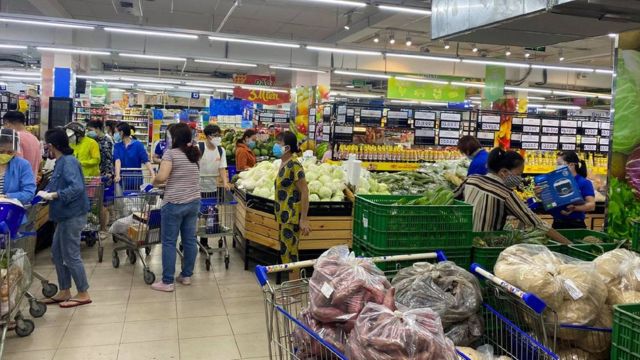 Chỉ số giá tiêu dùng TP. Hồ Chí Minh tăng 0,25% trong tháng đầu năm. Ảnh minh hoạ