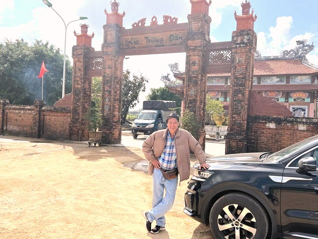 Ngày xuân về viếng Nghĩa Trũng đàn - nghĩa trang liệt sĩ đầu tiên của Việt Nam