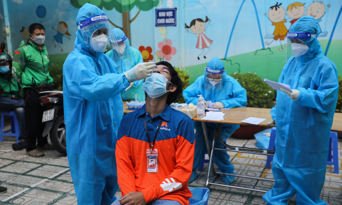 Ngày 5/2: Cả nước ghi nhận thêm 12.170 ca COVID-19 mới Ngày 5/2: Cả nước ghi nhận thêm 12.170 ca COVID-19 mới